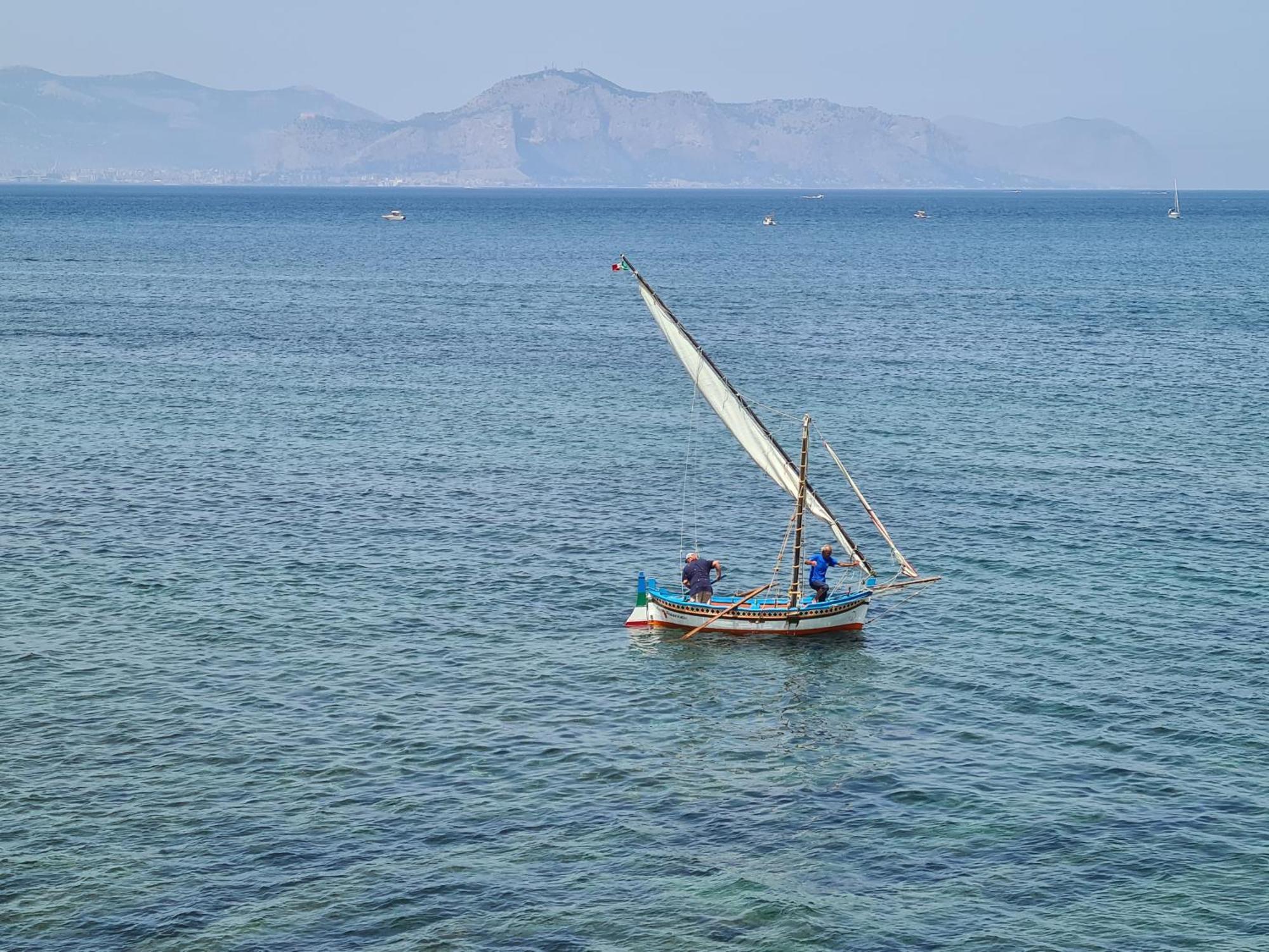 Sea Room Aspra B&B บาเกเรีย ภายนอก รูปภาพ